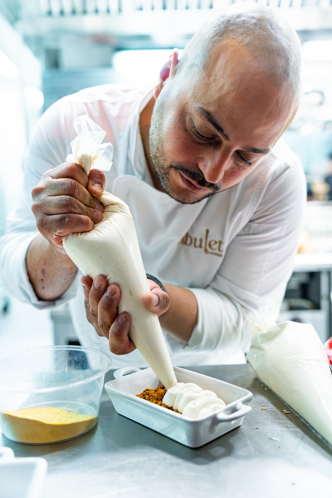 a7c98009-4138-4fcb-9bc6-d2e1572b7278 Dominic Scott